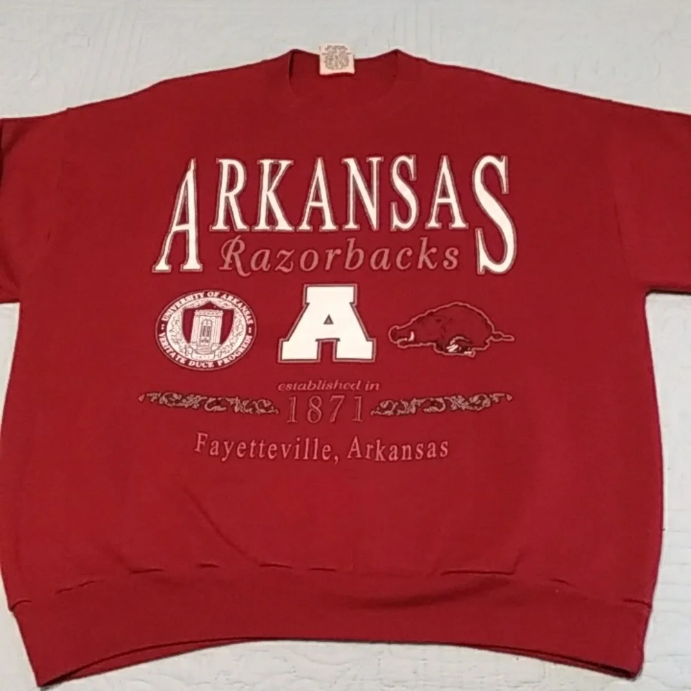 Arkansas Razorbacks crew neck sweatshirt - Picture 1 of 5